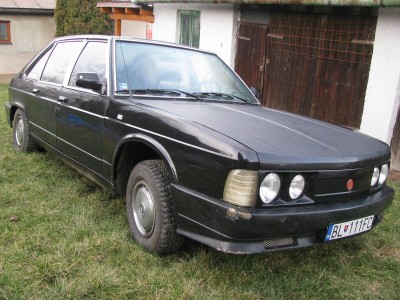 Tatra 613 203a.JPG