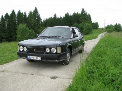 Tatra 613 258a.JPG