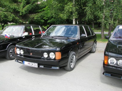 Tatra 613 283a.JPG