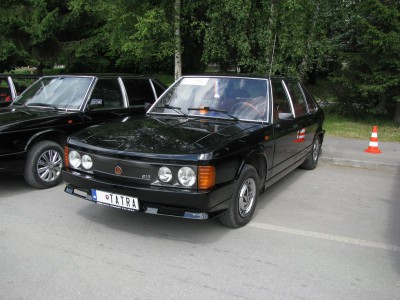 Tatra 613 282a.JPG