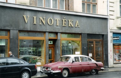 vinoteka.jpg (163.55 KiB) 11849 zobrazení vinoteka.jpg