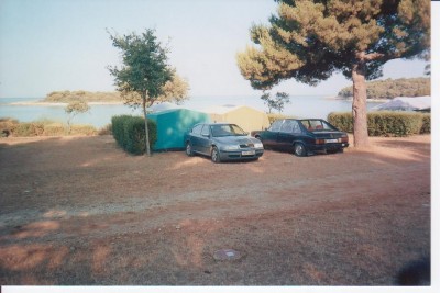 Tatra 613 u moře 2006 1.jpg (90.33 KiB) 7239 zobrazení Tatra 613 u moře 2006 1.jpg