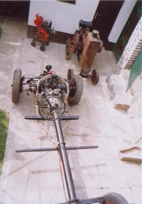 Renovace tatra 57b kompletní podvozek 18.5.2004 1.jpg
