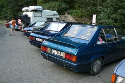 Krivoklat_parking_2.jpg