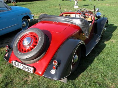 T57a-sport.jpg