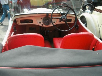 4 sic roadster 2.jpg