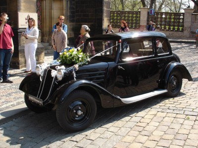 Tatra 57a svatební 1.jpg