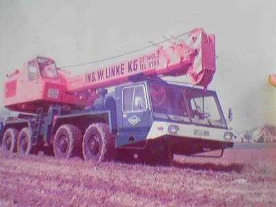 T813_8x8,crane GOTTWALD AMK-55-a01.jpg