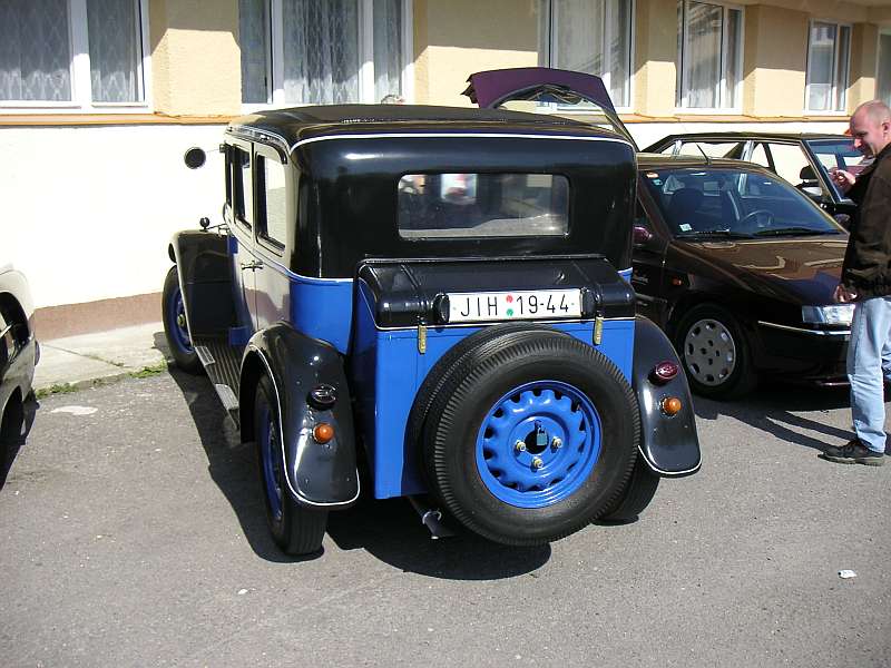 PICT2060.jpg