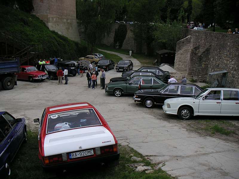 PICT2085.jpg