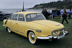 Showtime-in-Pebble-Beach-304x202-710f1d647d684563.jpg