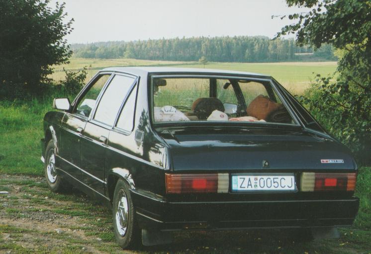 zozadu este raz.jpg